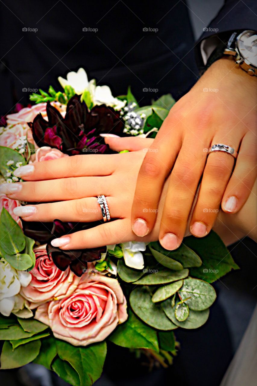 The brides and bridegroom's hands 