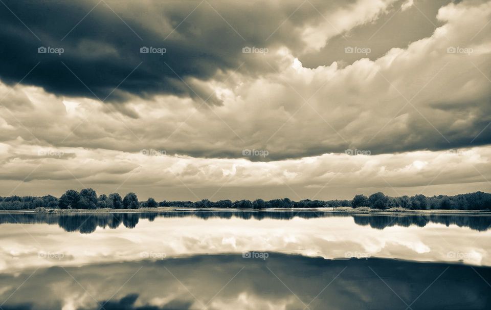 Nature photography - Sepia Mode - Cloud reflection 