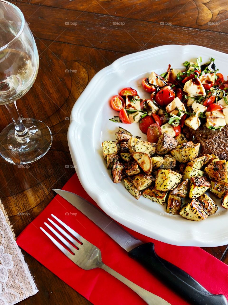 Sunday evening  dinner, Steak Caprese with roasted herb potatoes. Great way to end the week!