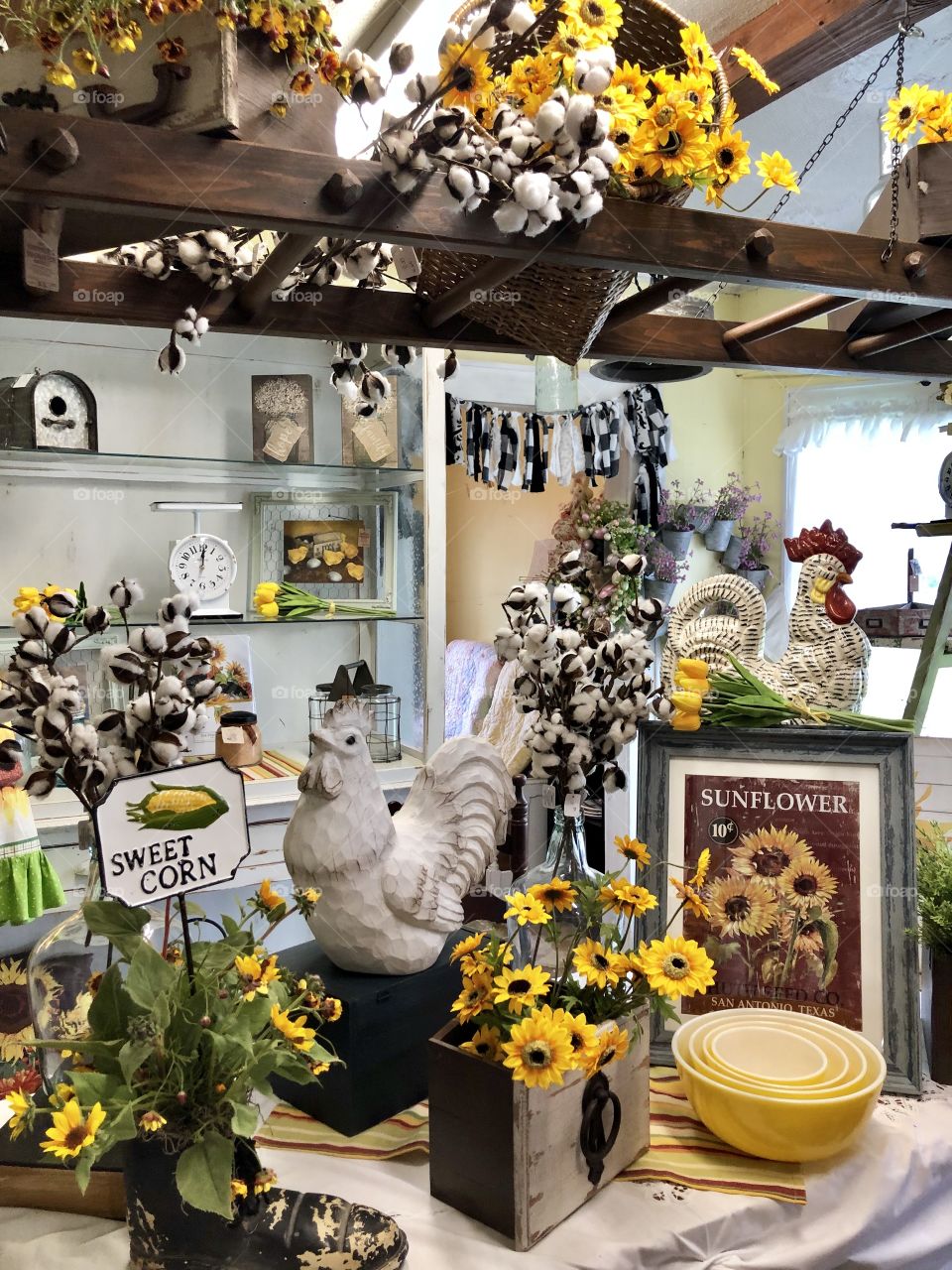 Country Gift Shop Display