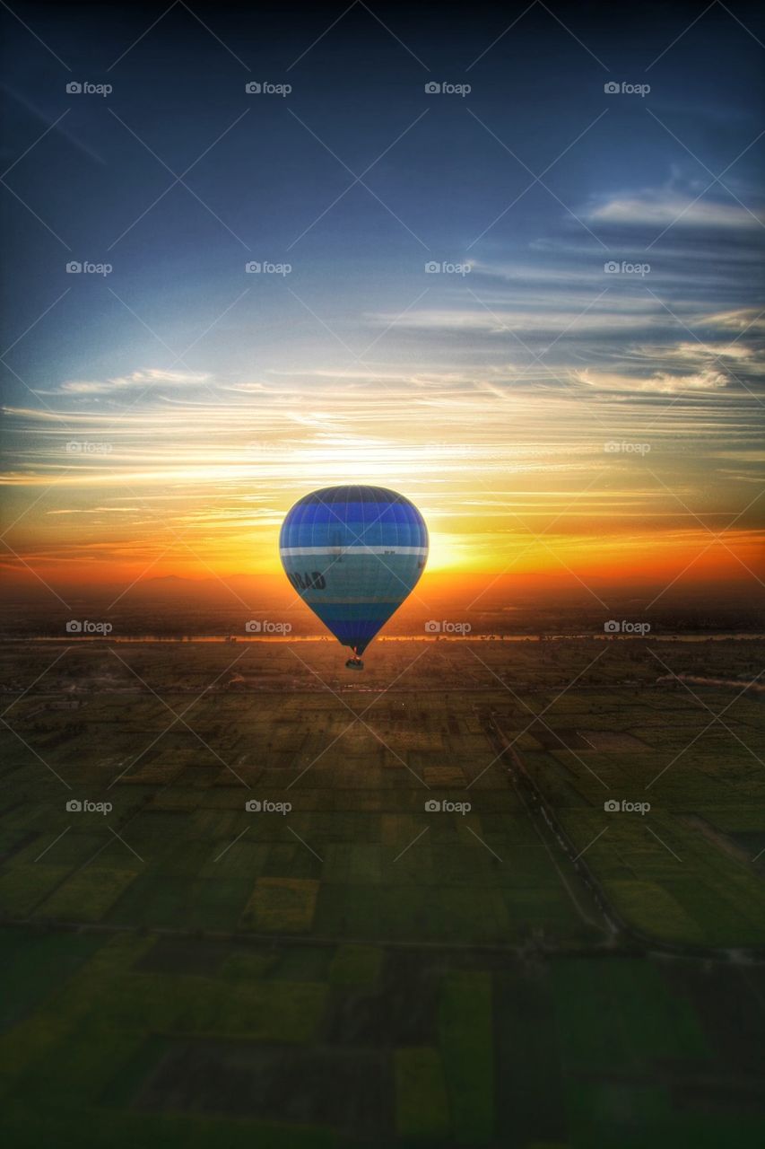 Balloon over the Nile