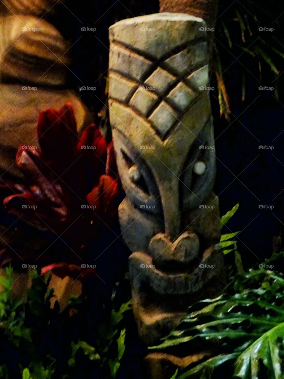 Hawaiian Tiki Idol