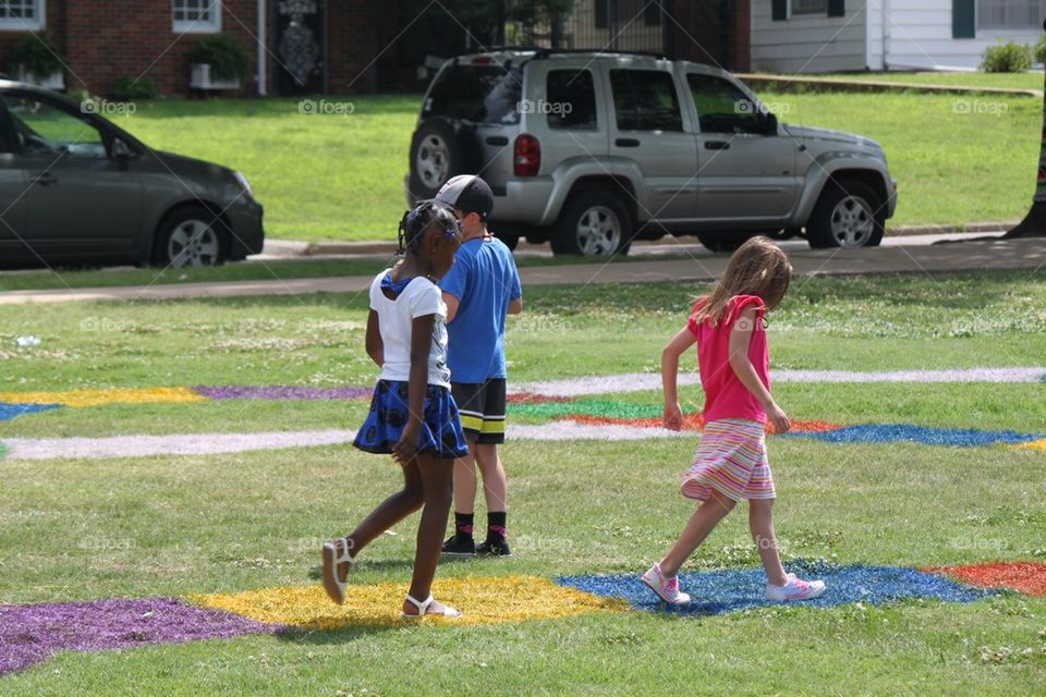 Game board in the grass 