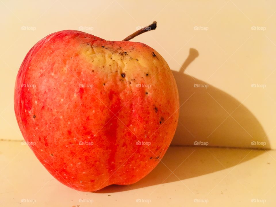 Apple shadow