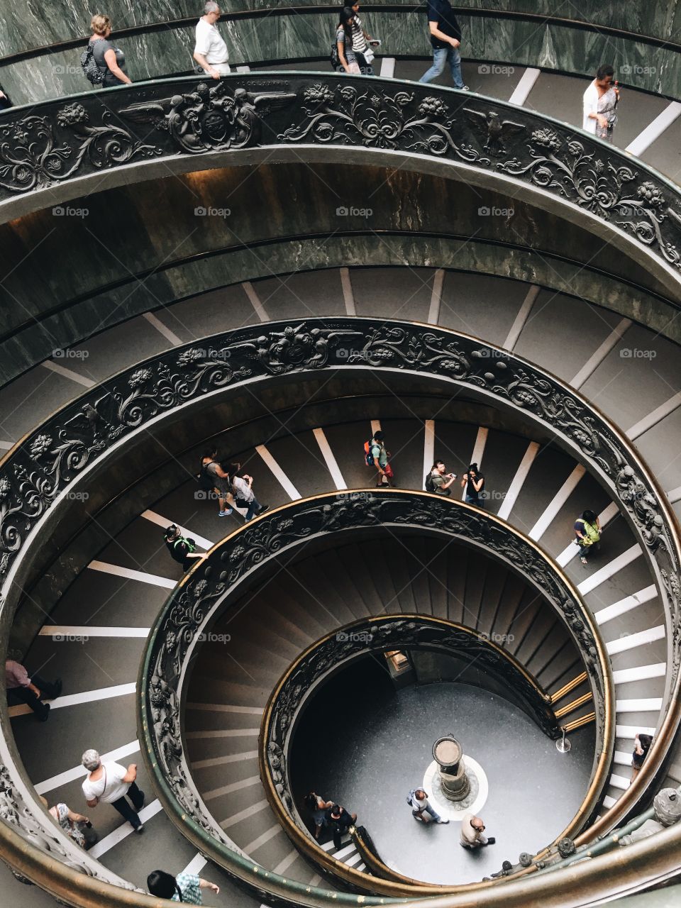 #Italy #travel #museum #eye #stairs #people
