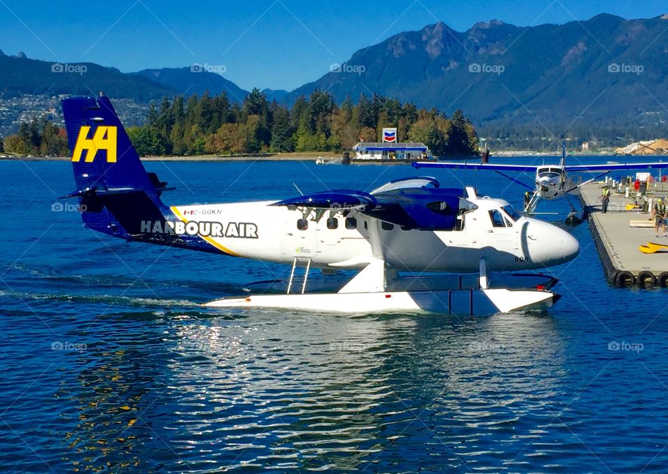 Floatplane 