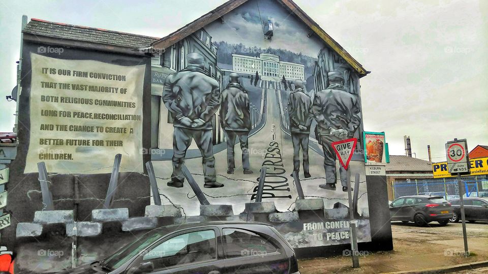 Thought-provoking mural in Belfast about the conflict  of the past...