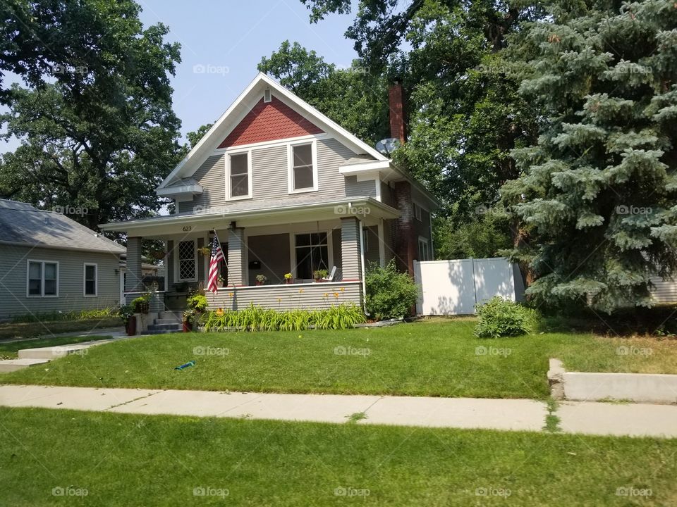 Home, Lawn, House, Driveway, Yard