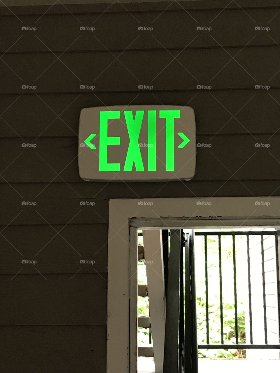 A green exit sign