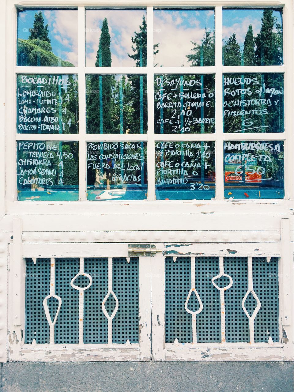 Written Menu on the windows