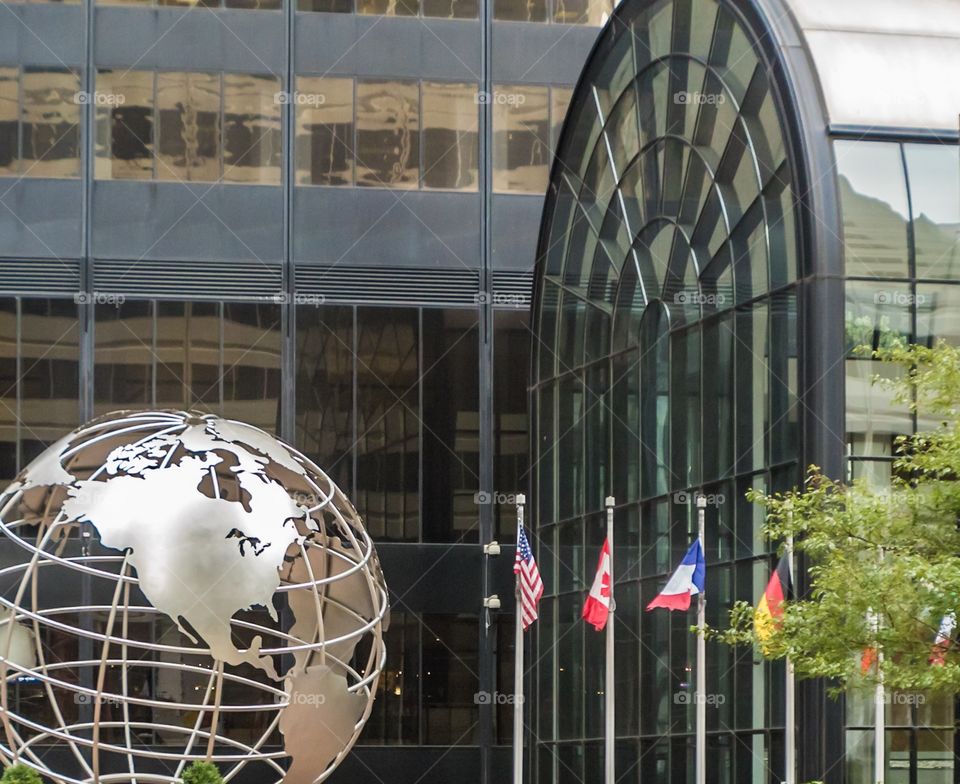 Globe and flags - Willis Tower-Chicago