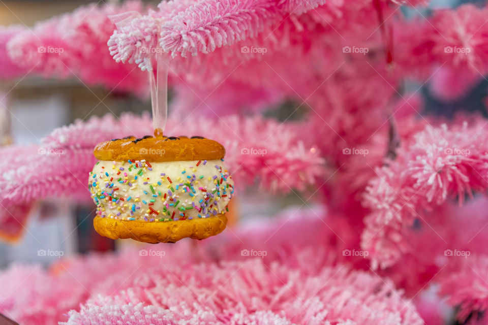Pink Christmas tree with ice cream sandwich ornament - closeup 