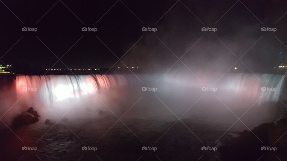 Niagara Falls night