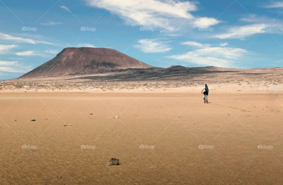 Bike ride trough desert