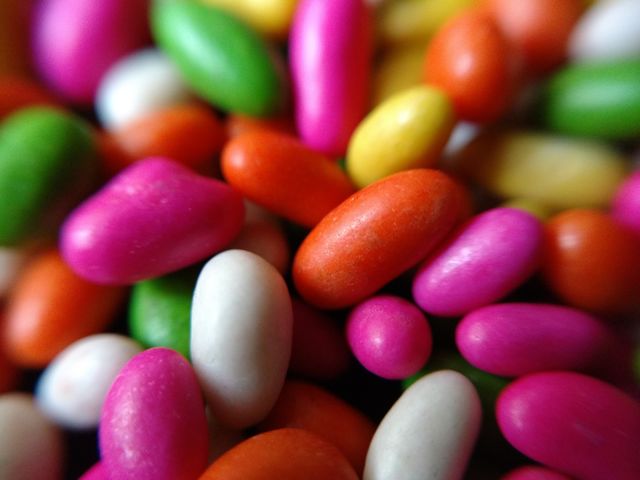 COLORFUL SWEET CUMIN SEEDS BALL'S