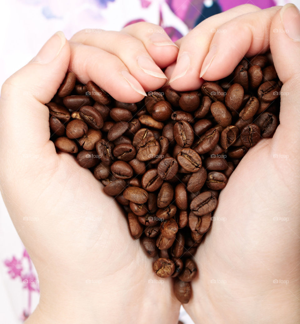 coffee heart love hand by vikandr2007