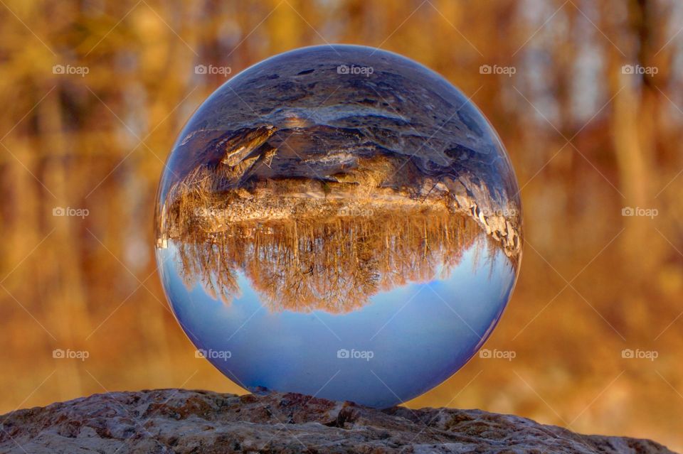 Lensball