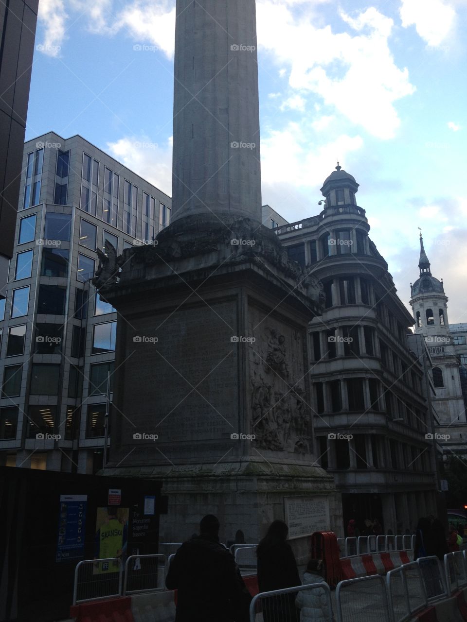 London Monument 