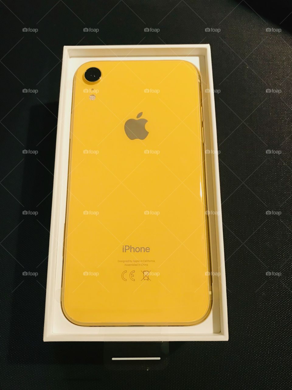 iPhone XR yellow 