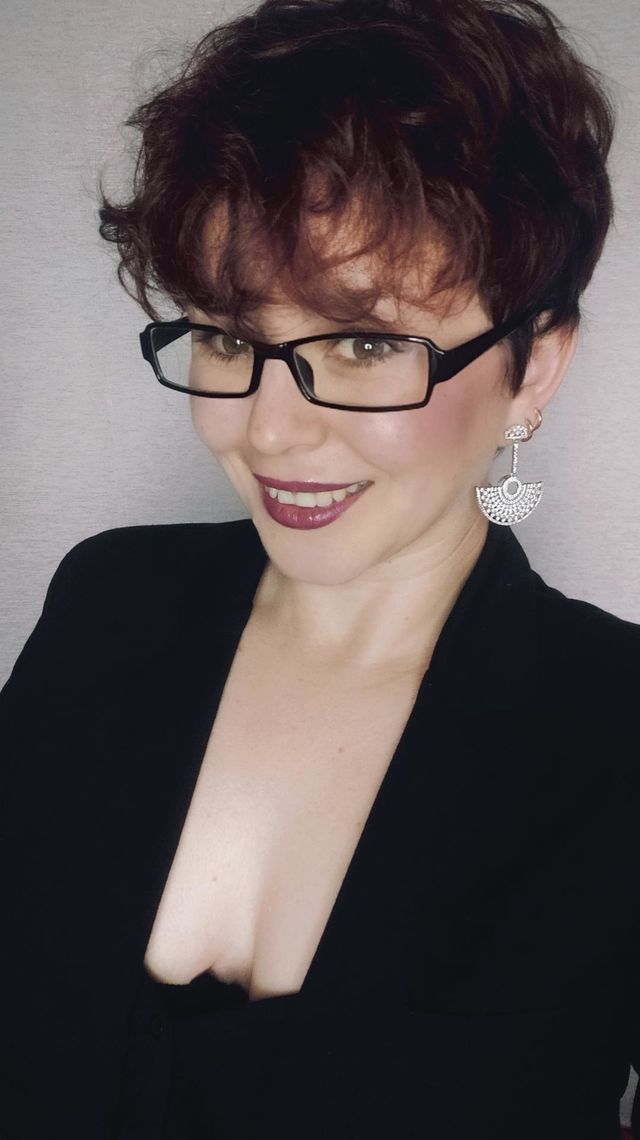 Portrait of a young business lady.