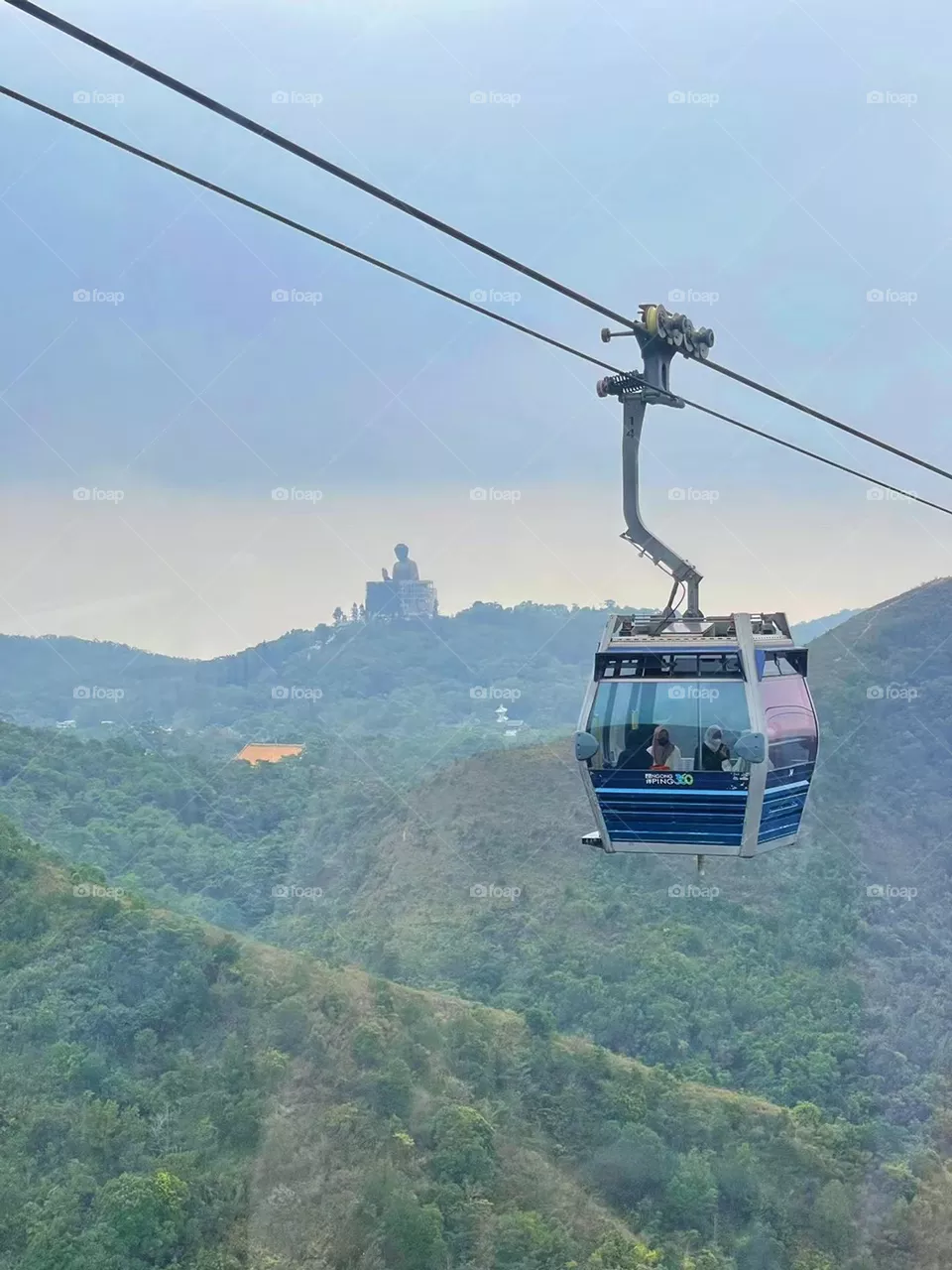 Buddha and Cable Car