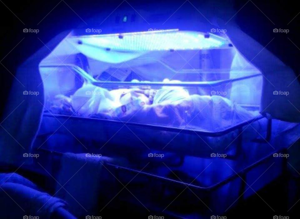 hospital baby incubator