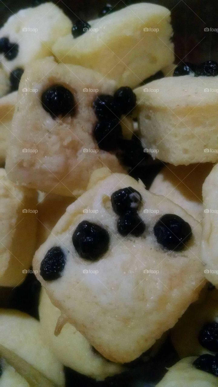 lemon blueberry muffin bites