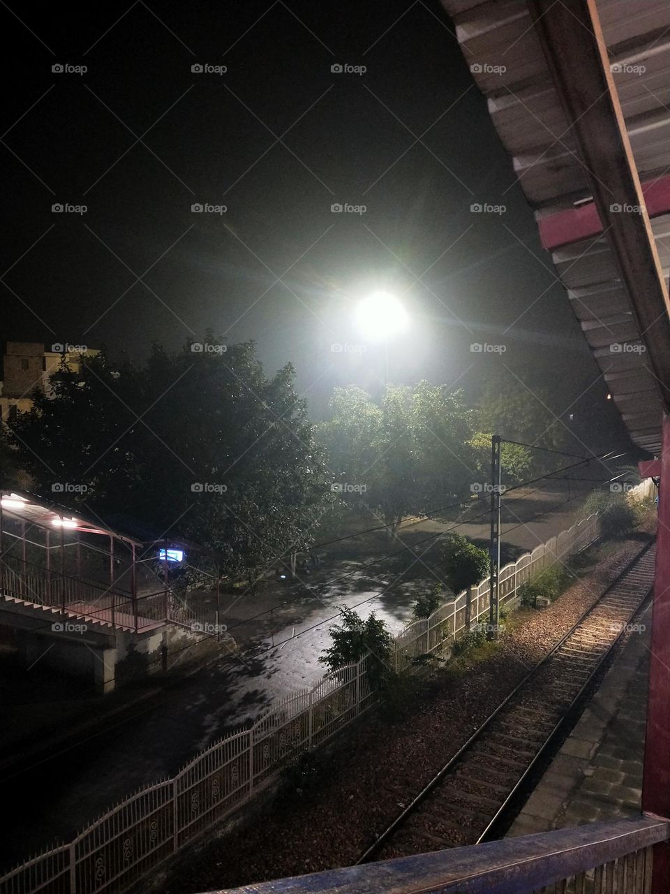 A little rain in December showering the arrival of winters.🥶❄️Shot captured at Railway station.🤩📸✨