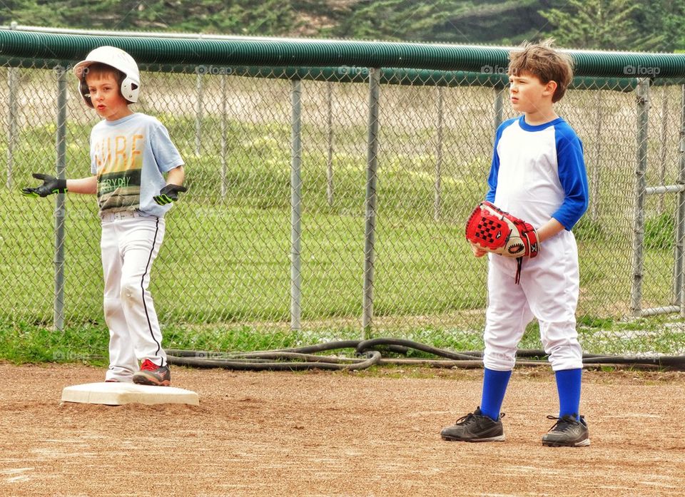 Young Baseball Players
