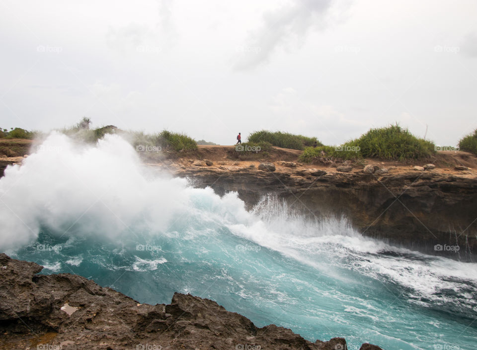Devil's Tear Lembongan Indonesia. an amazing brute force show that mother nature puts on every high tide. this Indonesian marvel is worth the trip to this amazing site