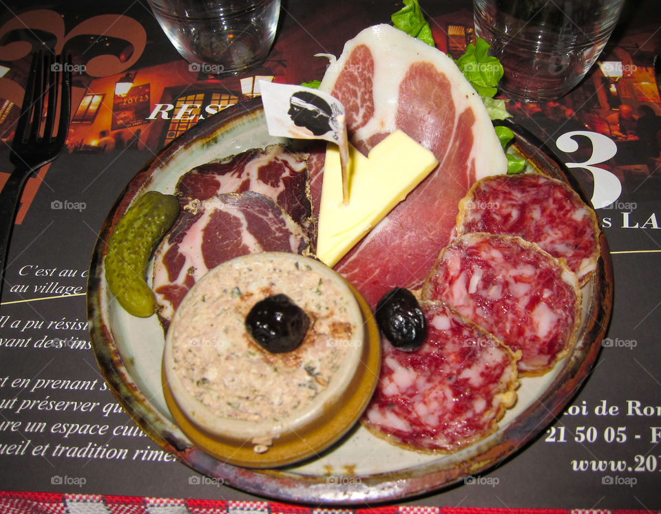 Corsican food plate. 