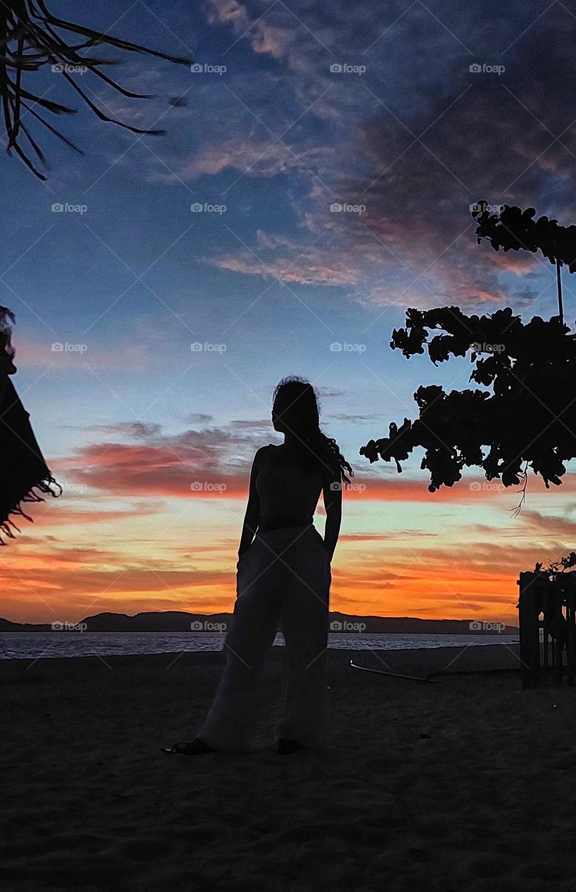 Love the little things that makes you Happy.