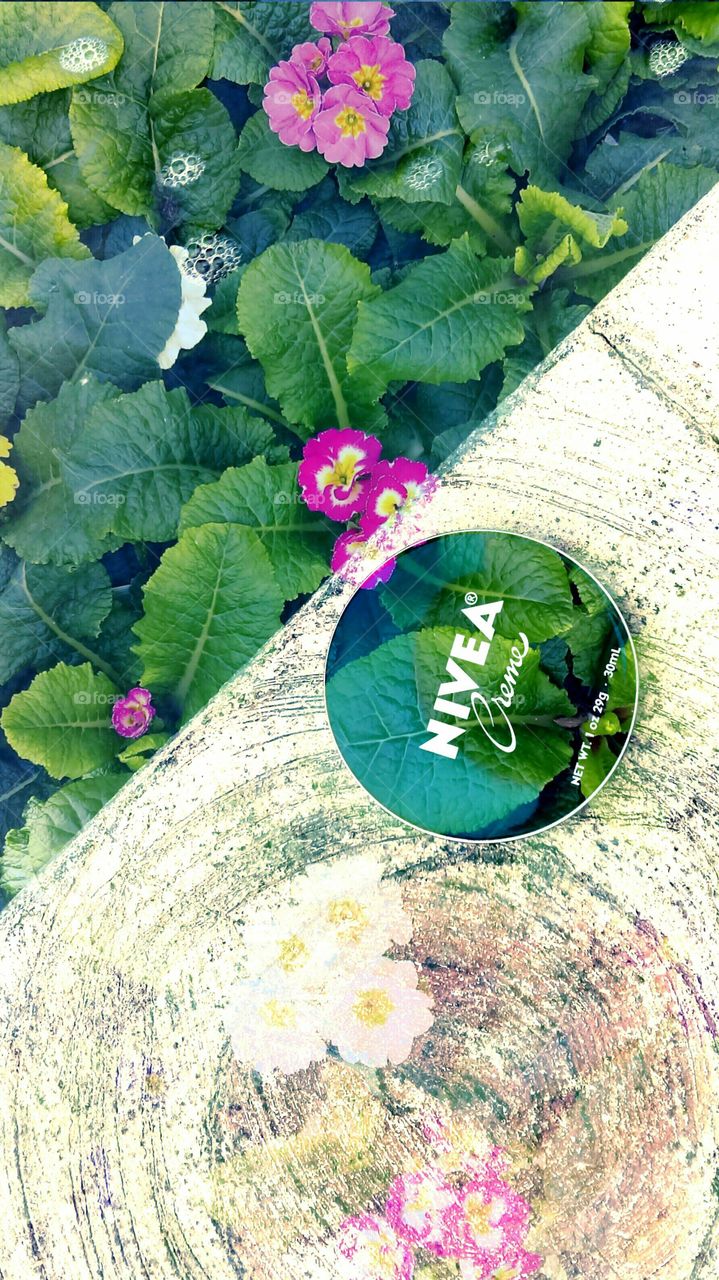 NIVEA creme green! Creativity