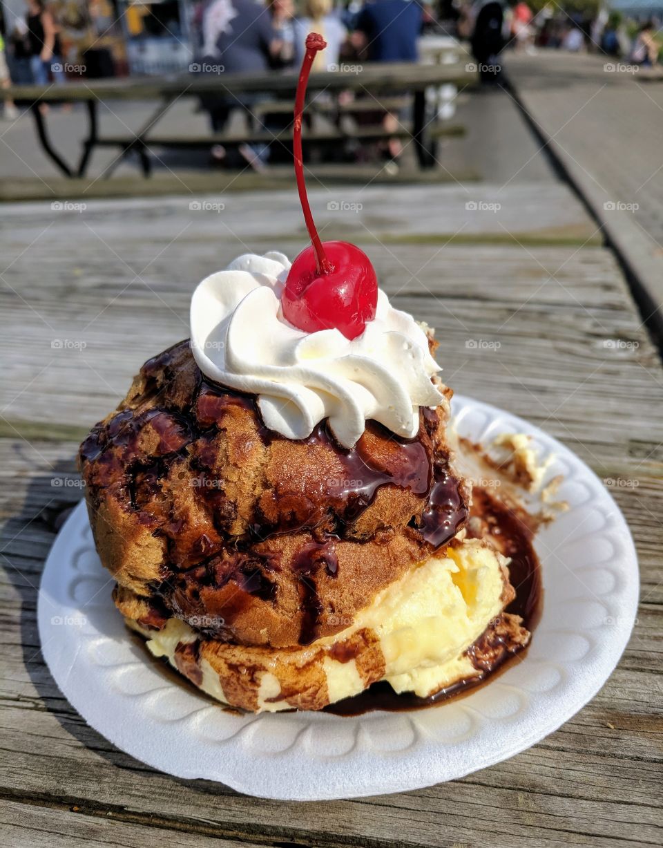 Bavarian Creme Puff