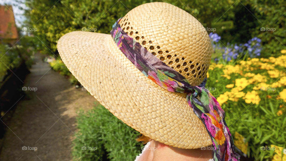 Woman. Straw hat