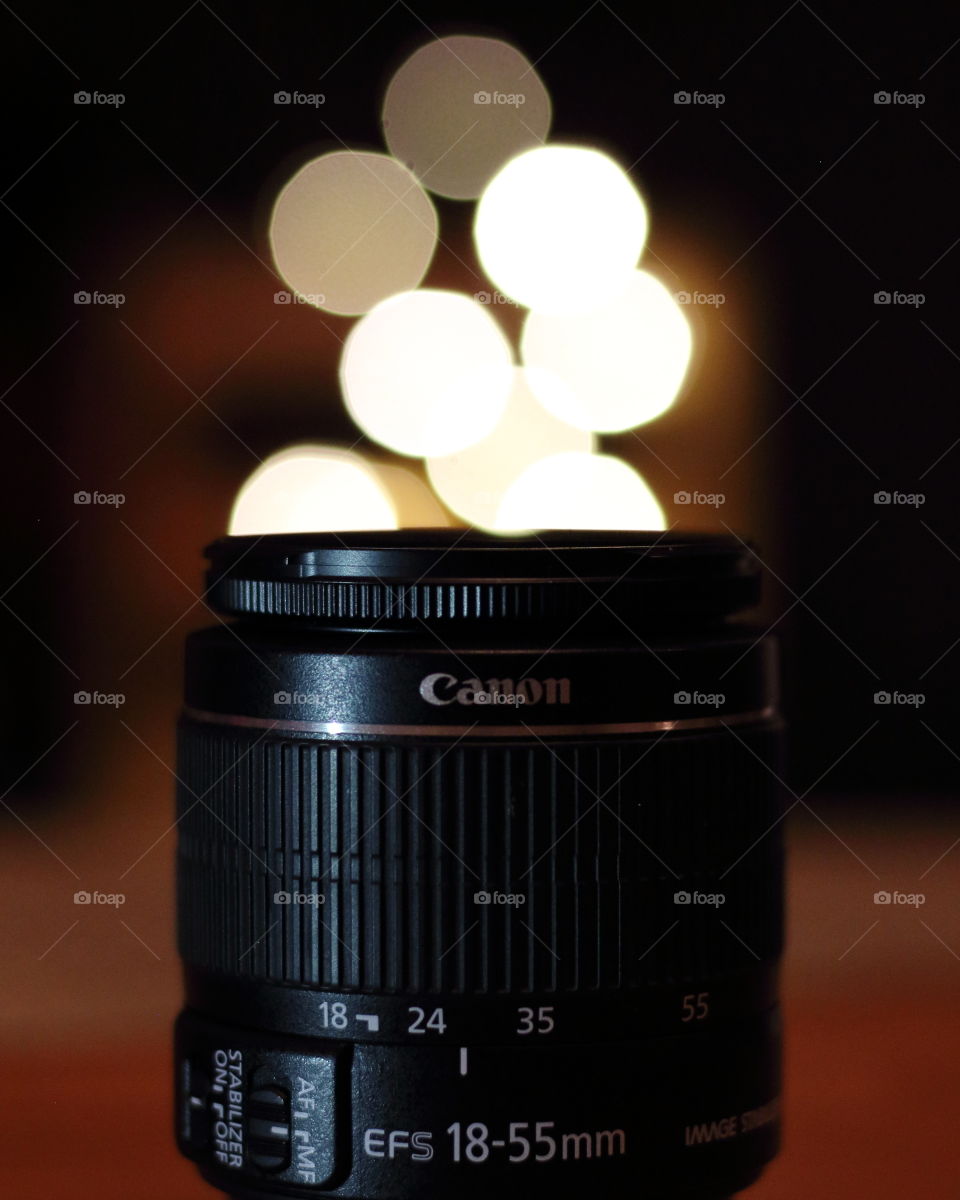 Canon lens with light bokeh