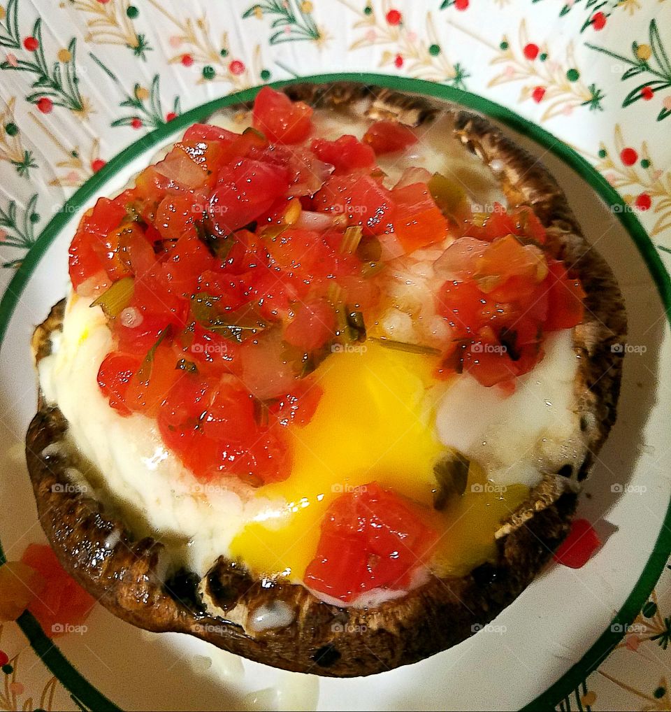 Yummy Portobello Sandwich with egg, cheese and salsa