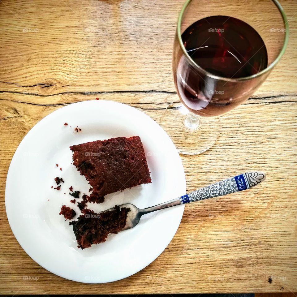 Wine & cake.