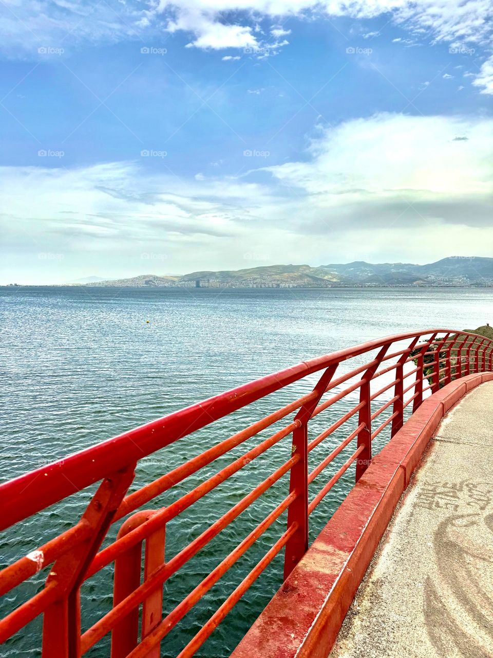 Лето. Море. Горы