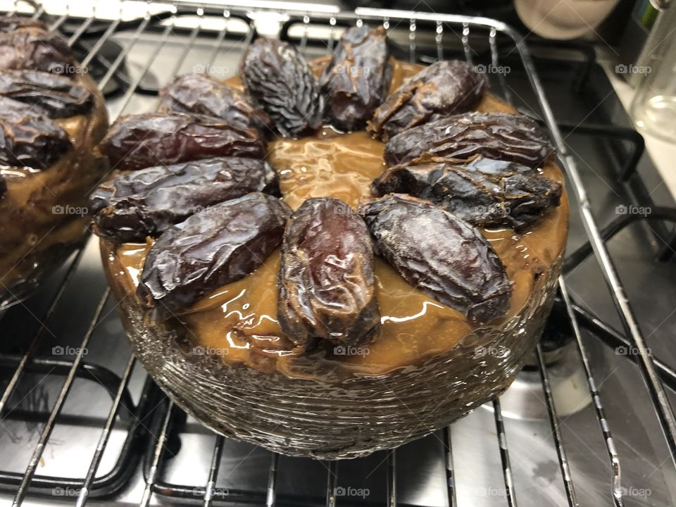 Date cake