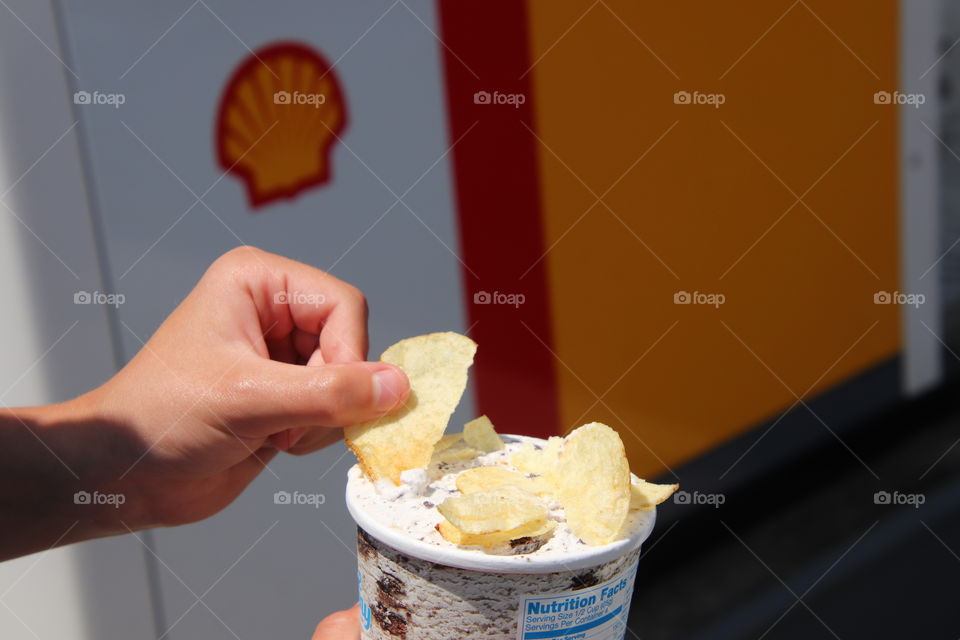 Potato chips crumbled on cookies and cream ice cream purchased at Shell gas station located at 110 Liberty St, Painesville, OH USA