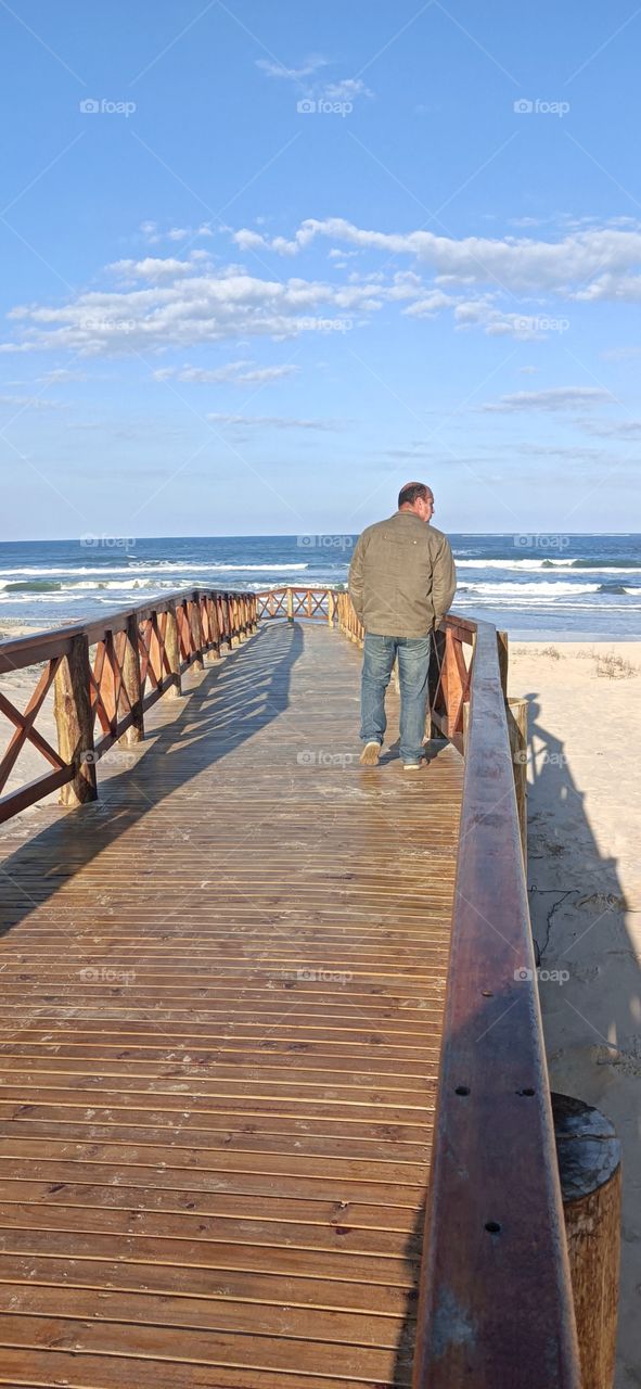 walk on the seaside walkway