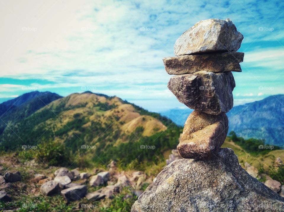 rock balancing
