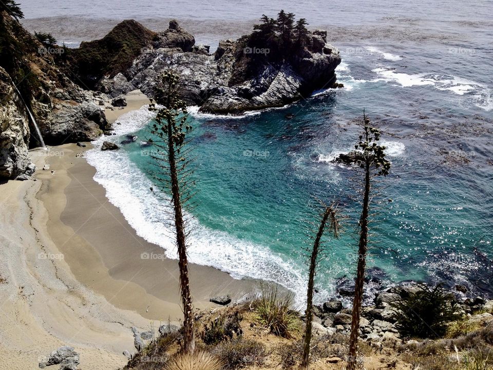 McWay Beach, McWay Falls in McWay Cove, Big Sur, California, USA.