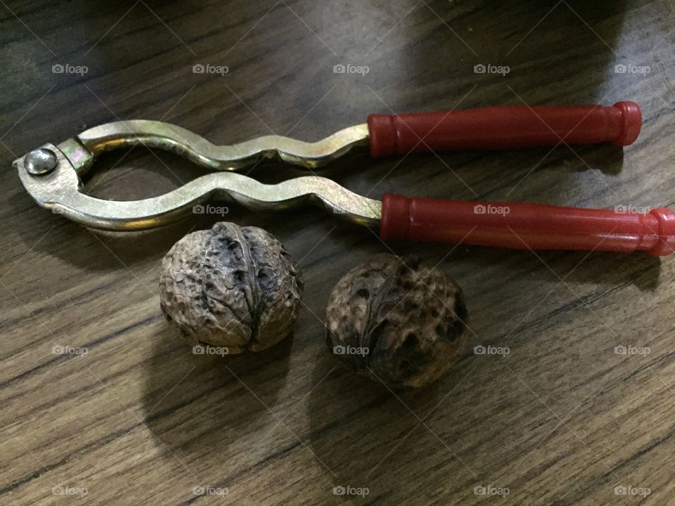 Wall unit and opener 