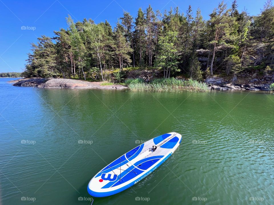 Summer: time to sup boarding 