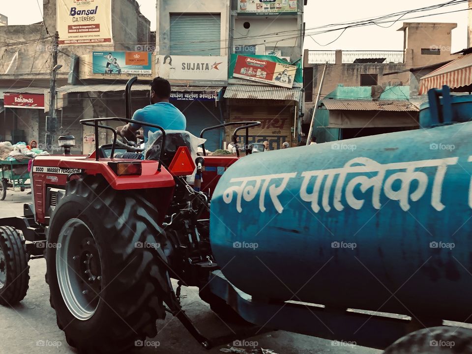 Tractor in the streets of India 