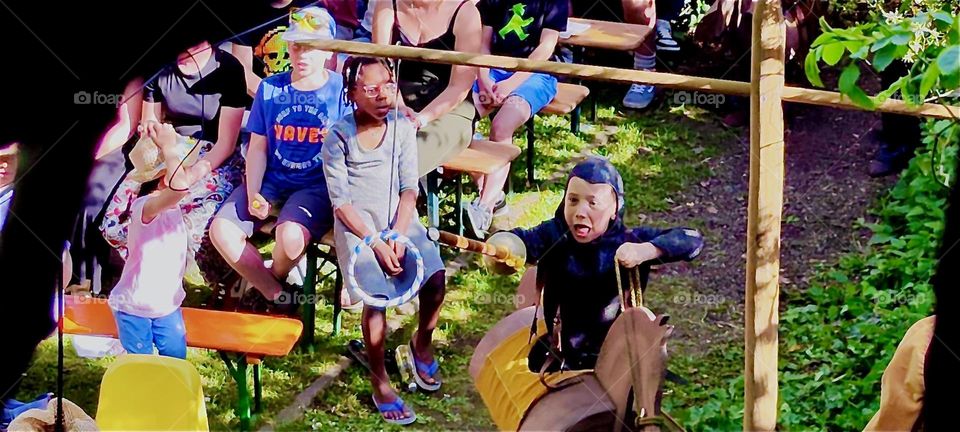 Actors are assembled today in the “Bernauergarten” in “Straubing”, “Lower Bavaria” for the grand rehearsal of “Da Albrecht und sei Agnes”, a child version of the historic play about “Agnes Bernauer” and Duke “Albrecht”. 2024. Hypnotic Productions