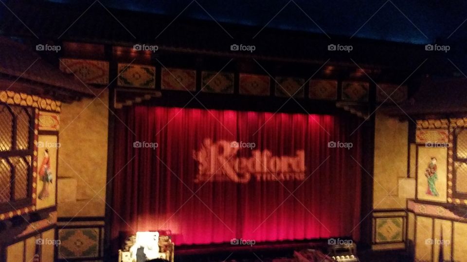 Redford Theater, Detroit, MI. The Redford Theater in Detroit and their organ player