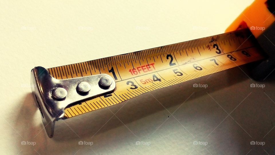 Inches or centimeters measurements